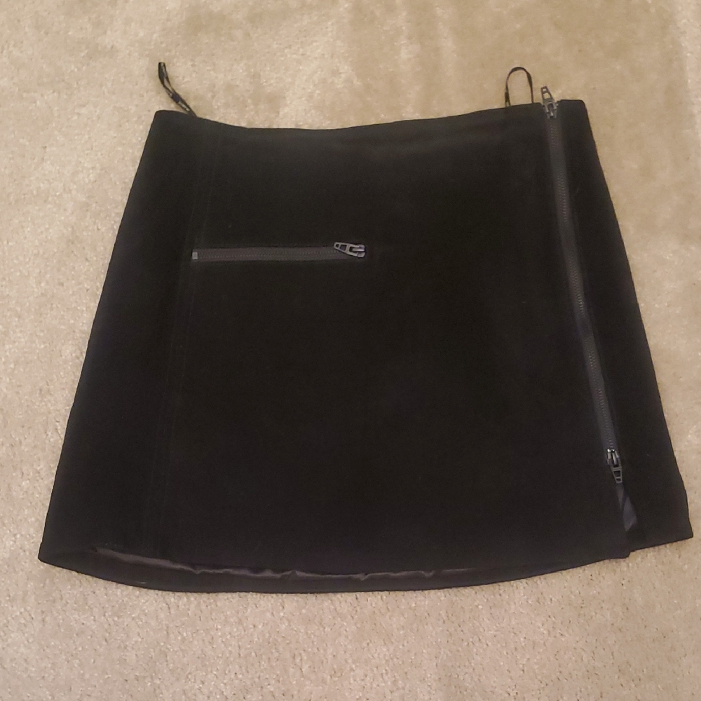 100% Leather Suede Blank NYC Black Pencil Skirt with Zipper Accents
